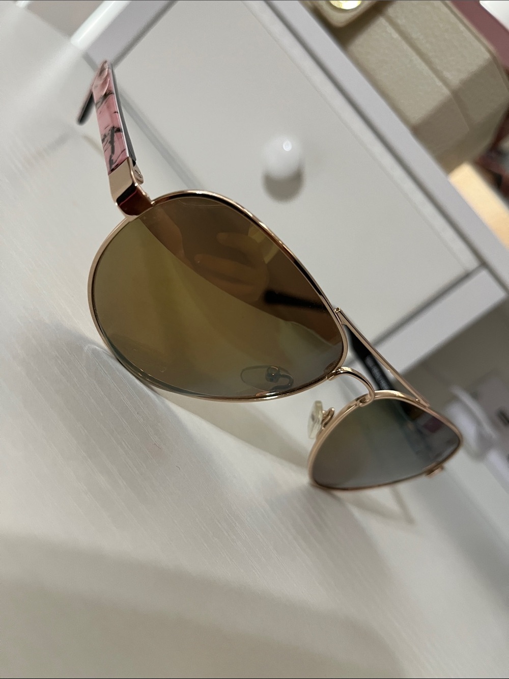Realtree Gold Frame Sunglasses with Pink Marble Temples